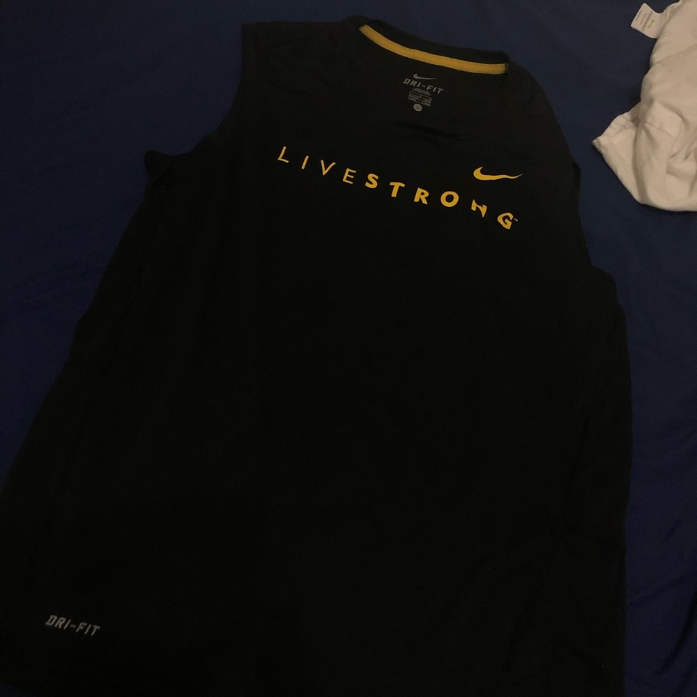 Nike performance top
